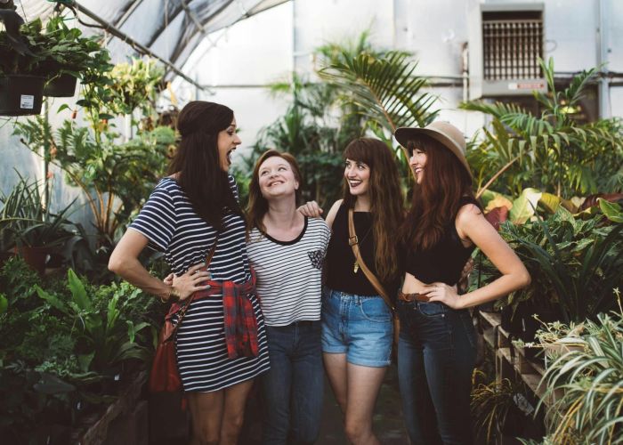 How to Meet People and Make Friends When You’re Neurodivergent